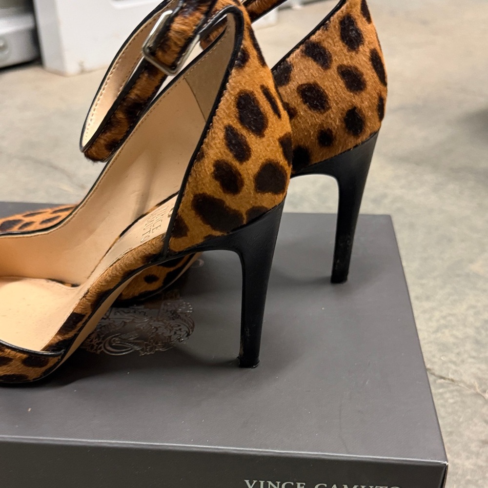 Vince Camuto Leopard Print Pointed Toe Slingback Heels - Brown & Black - Picture 6 of 6